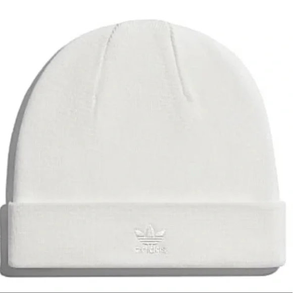 ๐ HP ๐ ๐ IVY PARK x adidas Icy Park Cut Off Logo Beanie - Picture 5 of 10